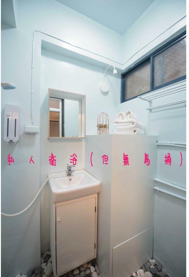 Bird Series Backpacker輕隔間背包客 Apartment Tainan Exterior foto